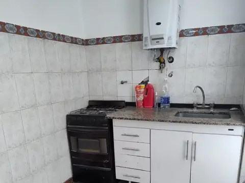 Departamento 3 ambientes con 1 baño