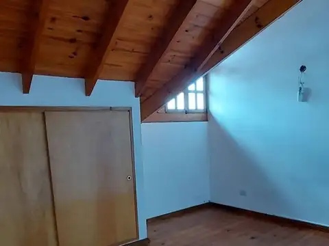 Casa en Alquiler en Ezeiza, $ 850.000
