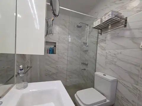 Venta PH 2 Ambientes Con Patio en Las Cañitas