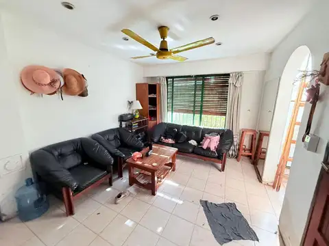 Casa en Venta con 7 cocheras