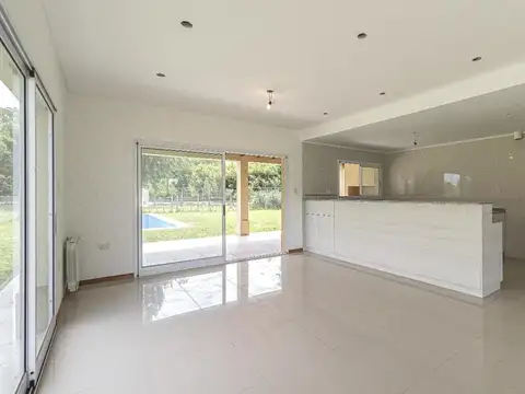 Casa en Venta en Canning, USD 220.000