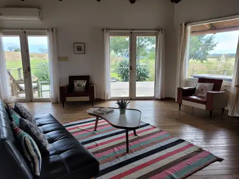 Casa en Venta en Carmelo, USD 250.000