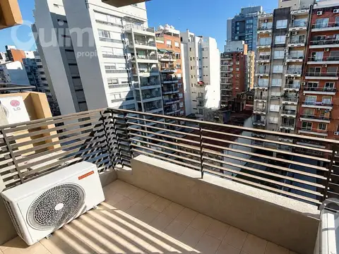 Villa Urquiza. 47m2 Excelente 2 Ambientes con Balcon, cochera fija y descubierta