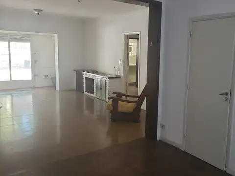 PH Duplex en excte ubicac-6 amb -3 dormitorios y escritorio cocina y cmdor diario separa Liv y comed