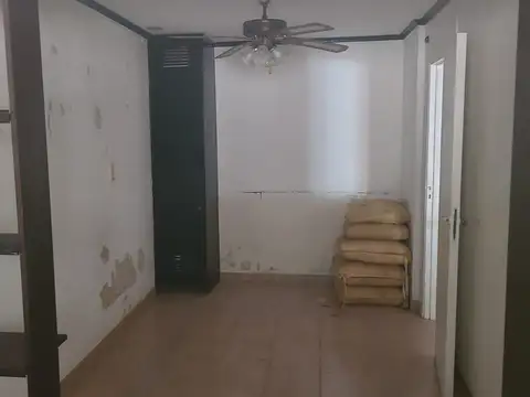 Departamento en Venta en Vicente Lopez Vias / Maipu, USD 240.000