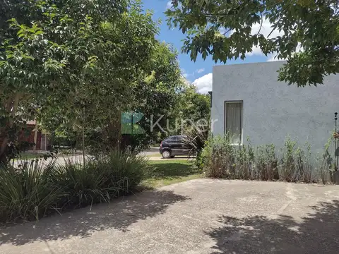 Casa a la venta de 6 ambientes en Barrio Altos del Barranco. Pilar