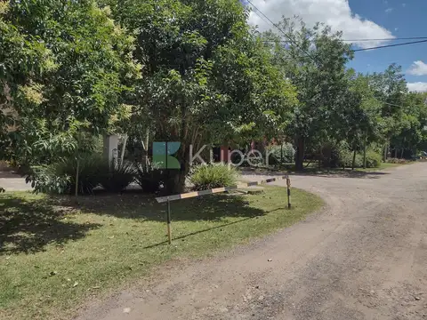 Casa a la  Venta.Apto crédito ,de 6 ambientes .Altos del Barranco, Pilar, G.B.A. Zona Norte