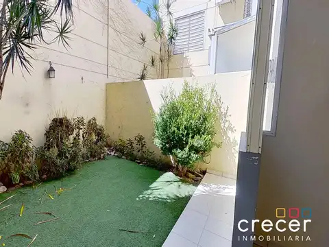 Departamento tipo PH 2 ambientes en PB con jardín 63m2 totales Bajas expensas Saavedra