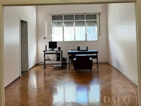 Departamento en Venta en Balvanera, USD 145.000