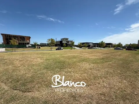 Puertos del Lago - Costas 100