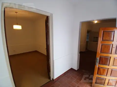 Depto Tipo Casa en Alquiler de 3 ambientes