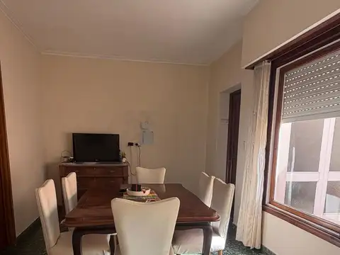 CASA EN VENTA EN PEHUAJO CON PILETA