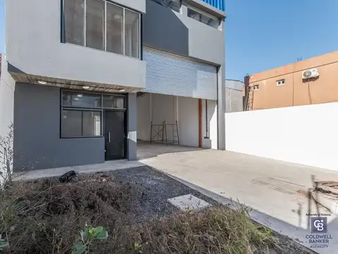 Galpon en Alquiler 10  mts Frente