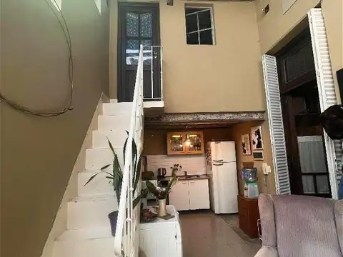 Depto Tipo Casa en Venta 70 años
