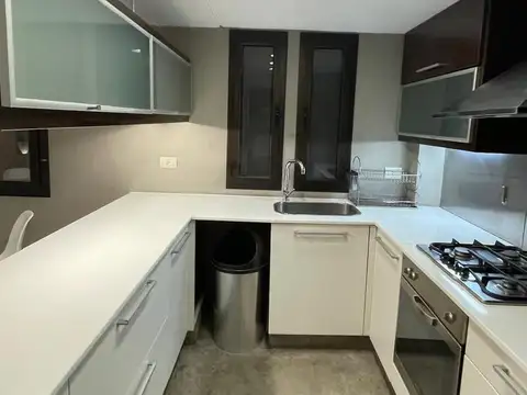 Departamento en Alquiler con 1 cocheras