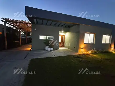 Casa  en Alquiler en San Ramón, Pilar del Este, Pilar