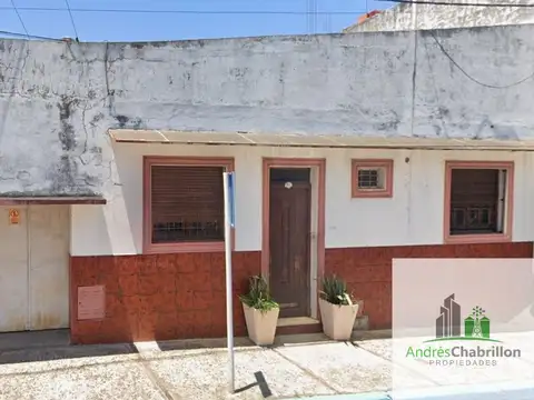 Casa funcional con patio, garage y excelente entorno verde