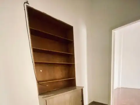 Depto Tipo Casa en Venta 51 años