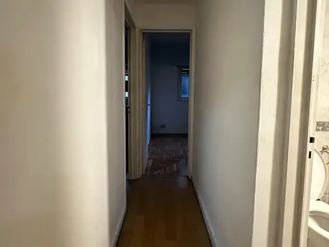 almafuerte 2500, Piso 1