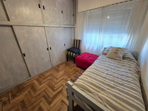 Depto Tipo Casa en Venta en Villa del Parque, USD 93.000
