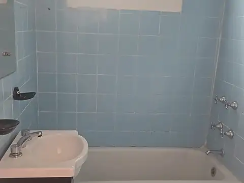 Depto Tipo Casa 3 ambientes con 2 baños