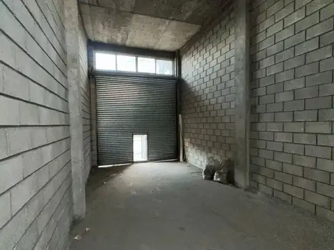 Local - Alquiler - Argentina, La Matanza - Lasalle 4299