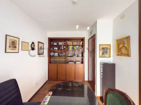4 entre 33 y 34 100, Piso 0