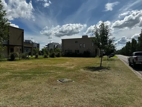 Terreno en Venta, FOS 0,35