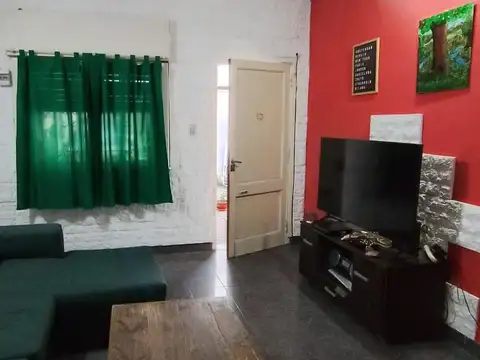 Depto Tipo Casa 3 ambientes con 1 baño