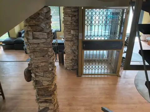 Casa en Venta en Granadero Baigorria, USD 422.000