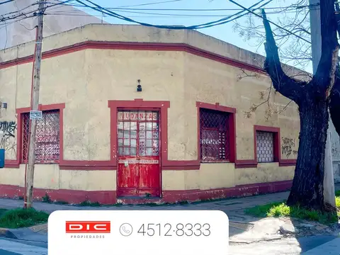 Villate  al 4500 Esquina Armenia