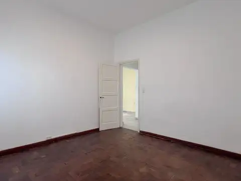 Depto Tipo Casa en Venta en Sarmiento, USD 56.000