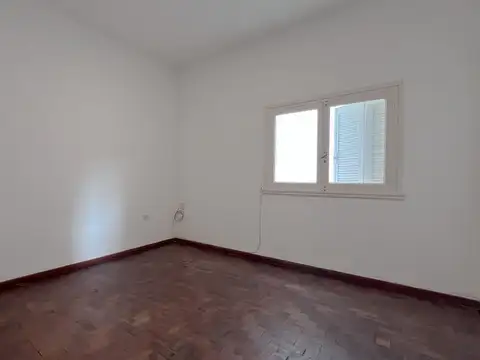 Depto Tipo Casa 4 ambientes con 1 baño
