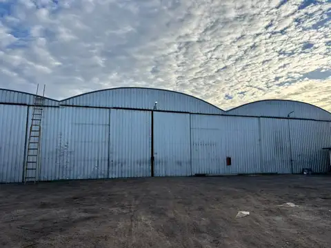IMPORTANTES GALPONES EN ALQUILER EN BERAZATEGUI