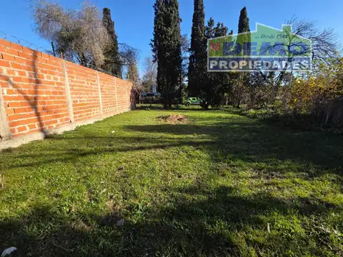 Terreno en Venta 20  mts Fondo