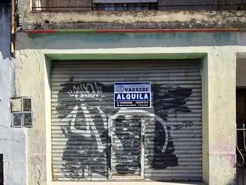 Local en Alquiler Sobre Av. Luro