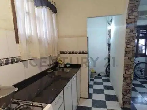 Depto Tipo Casa en Venta en El Palomar, USD 67.000