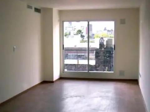 Oficina en Venta en Nuestra Señora De Lourdes, USD 165.000