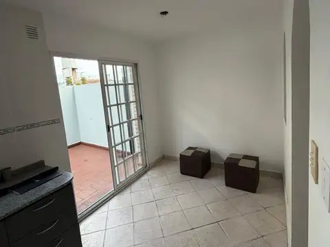 Depto Tipo Casa en Venta en Carapachay, USD 117.000