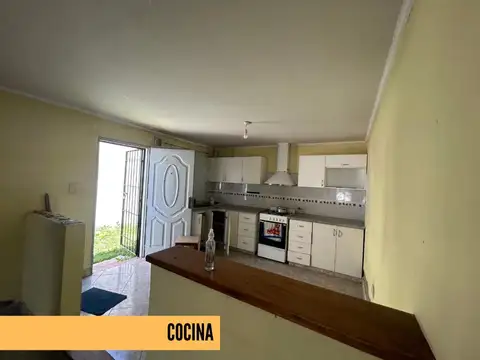 Casa 3 ambientes con 1 baño