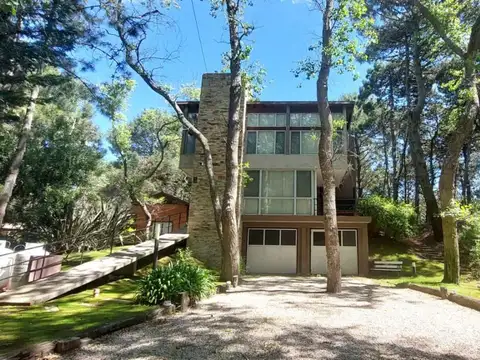 ALQUILER DE HERMOSA CASA EN MAR DE LAS PAMPAS TEMPORADA 2025