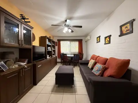 VENTA Apartamento 2 Dormitorios Villa Colon