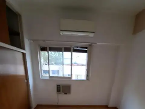 Departamento en Alquiler en Flores, $ 900.000