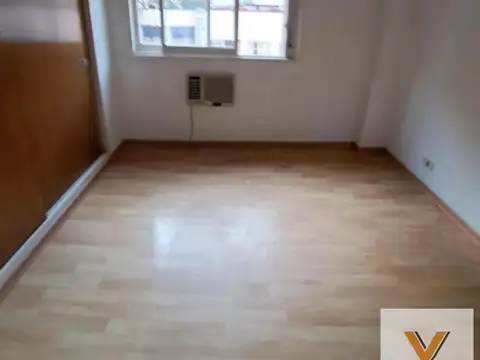 Departamento en Alquiler en Flores, $ 900.000