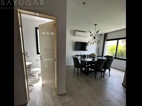 Casa 5 ambientes con 3 baños
