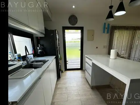 Venta Casa - Barrio Privado Los Arces - Apto Crédito