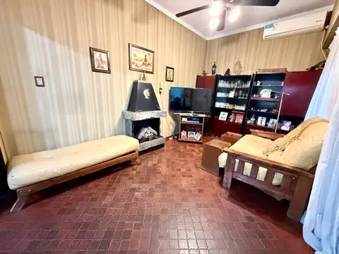 VENTA DE CASA EN SARANDI 3 AMBIENTES CON GARAGE