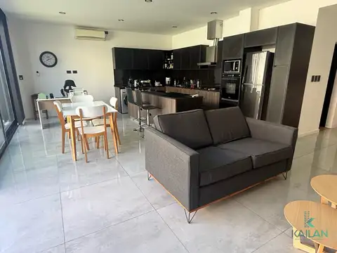 Casa en Venta en Rosario, USD 140.000