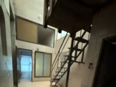 Depto Tipo Casa 3 ambientes con 2 baños