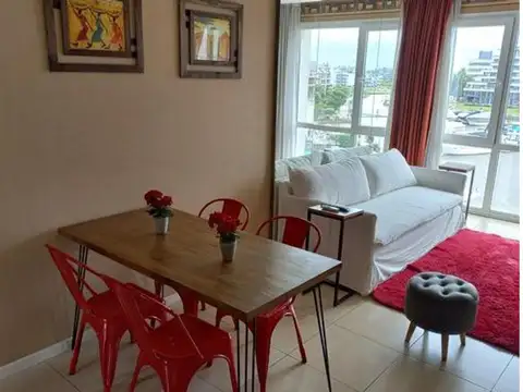 Avenida Del Puerto 200